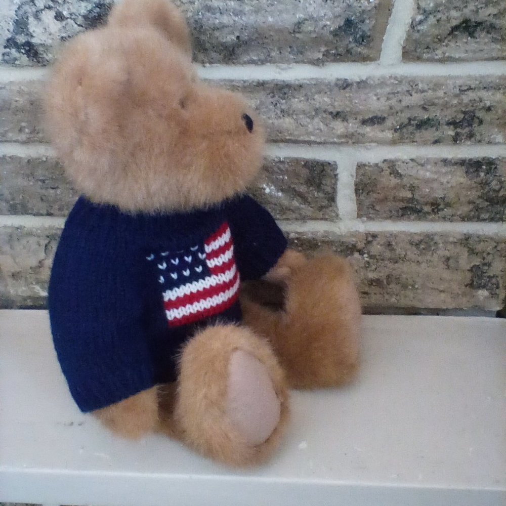 Boyd's bear - Picture 3 of 4